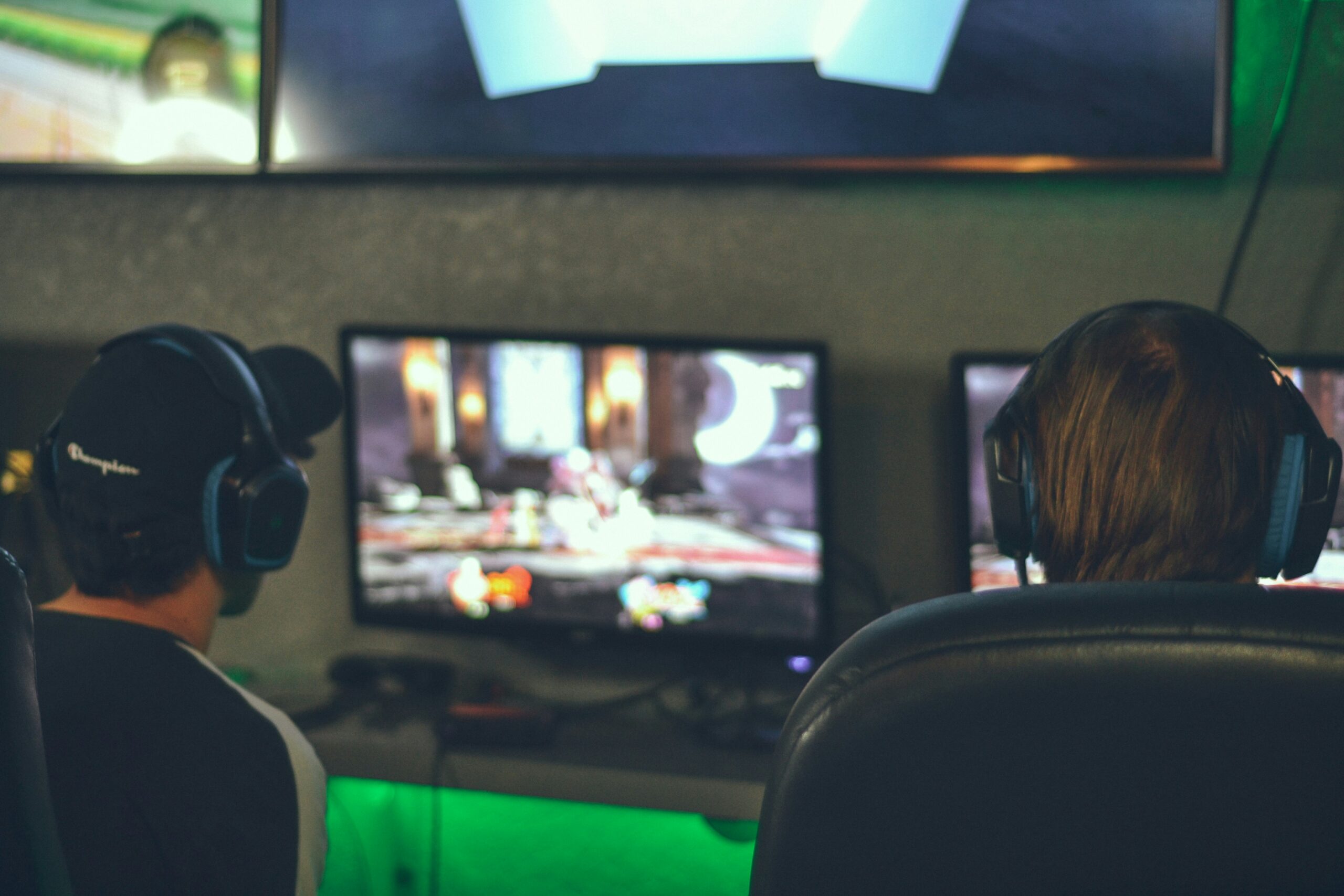 5 REASONS TO PLAY VIDEO GAMES FOR YOUR BENEFIT